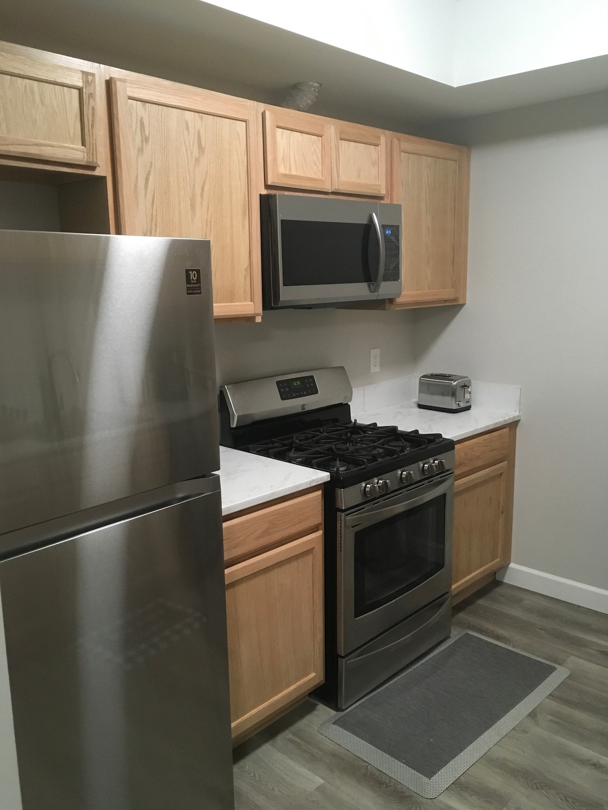 "La Belle Terrasse", 2br Escape in Dacula