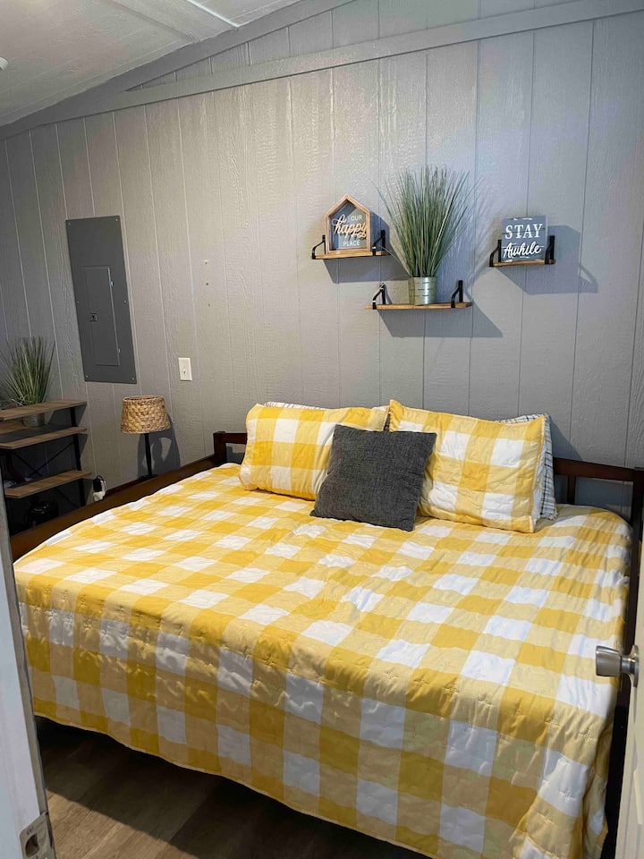 საძინებელი 1