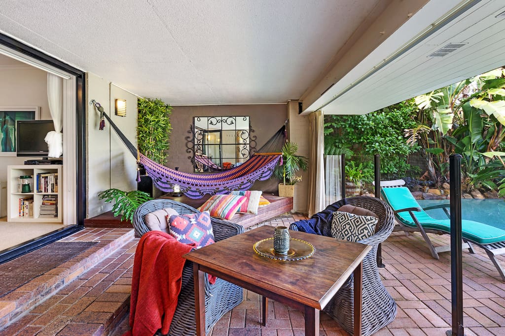 There's over 400 sqm of pool terrace, rainforest decks and garden to enjoy. Note as of June 2017 this 4 seater table was replaced with an 8 seater extending table.