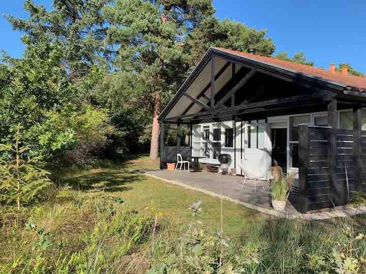 Child-friendly cottage close to the beach