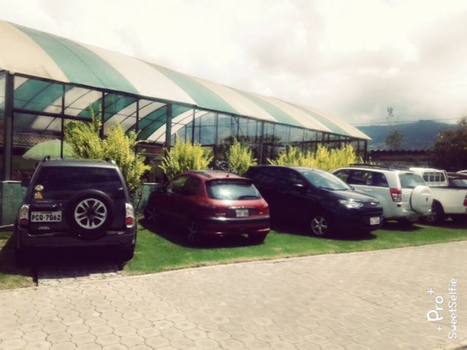espacio para parkeadero