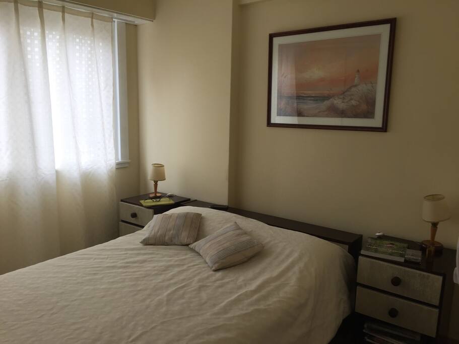 Habitación principal con gran placard