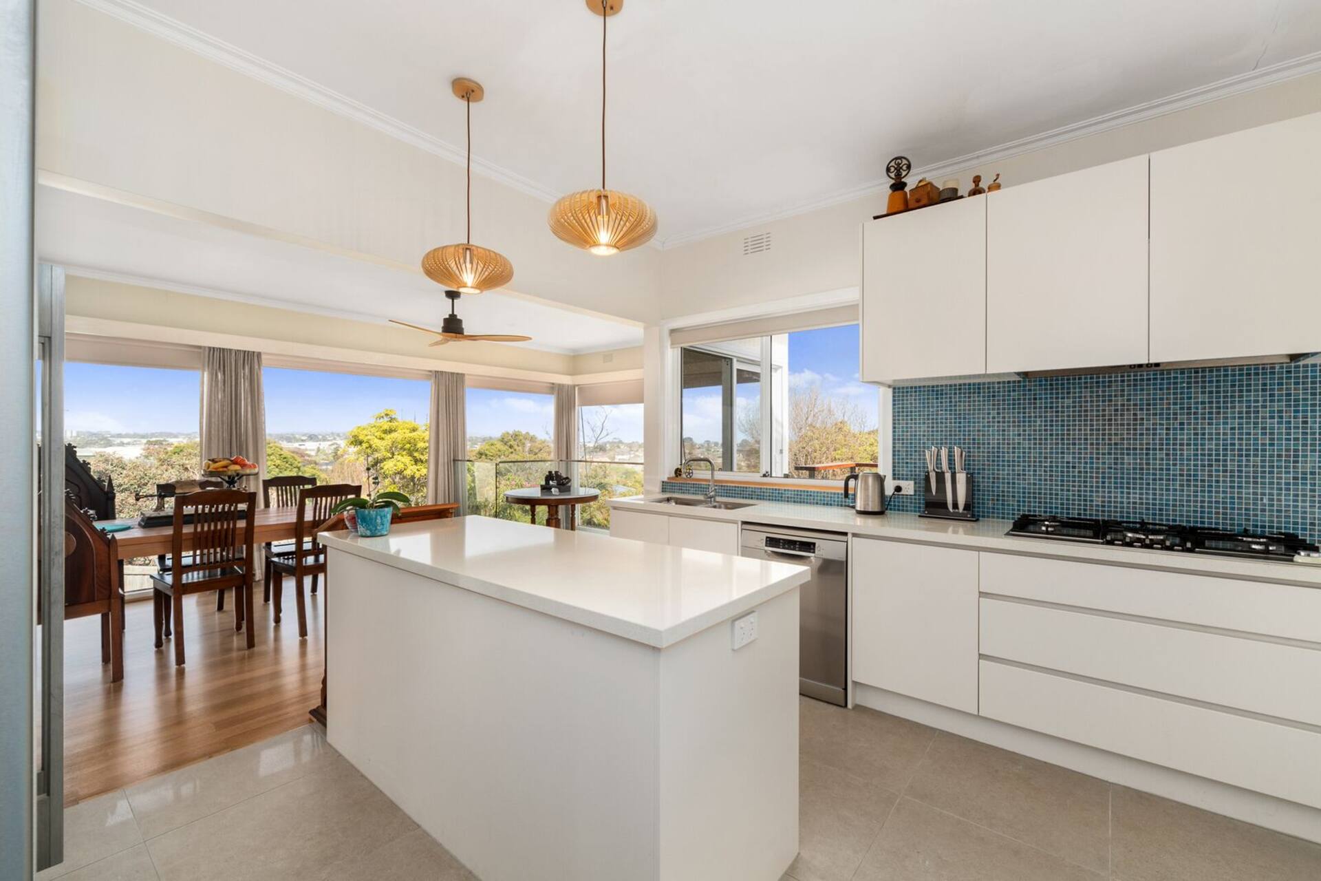 Mornington Bayside Escape with Views