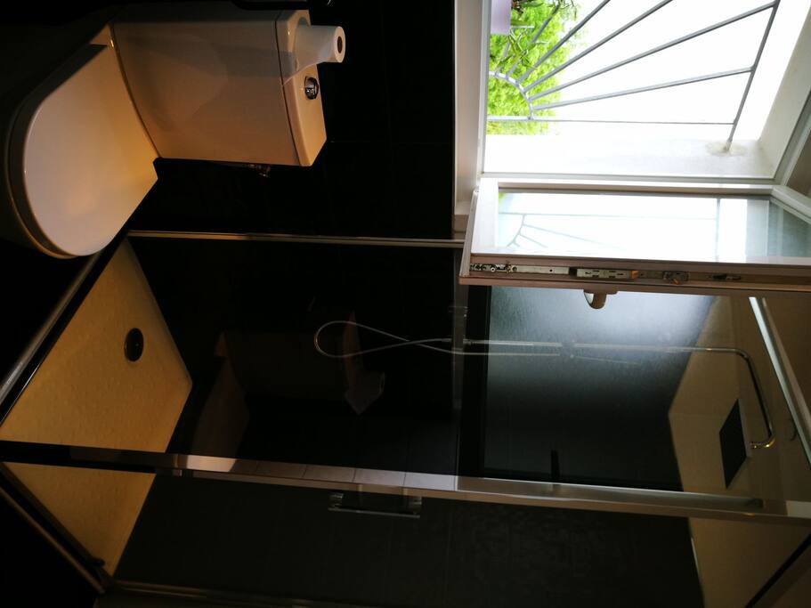 douche et wc privatifs