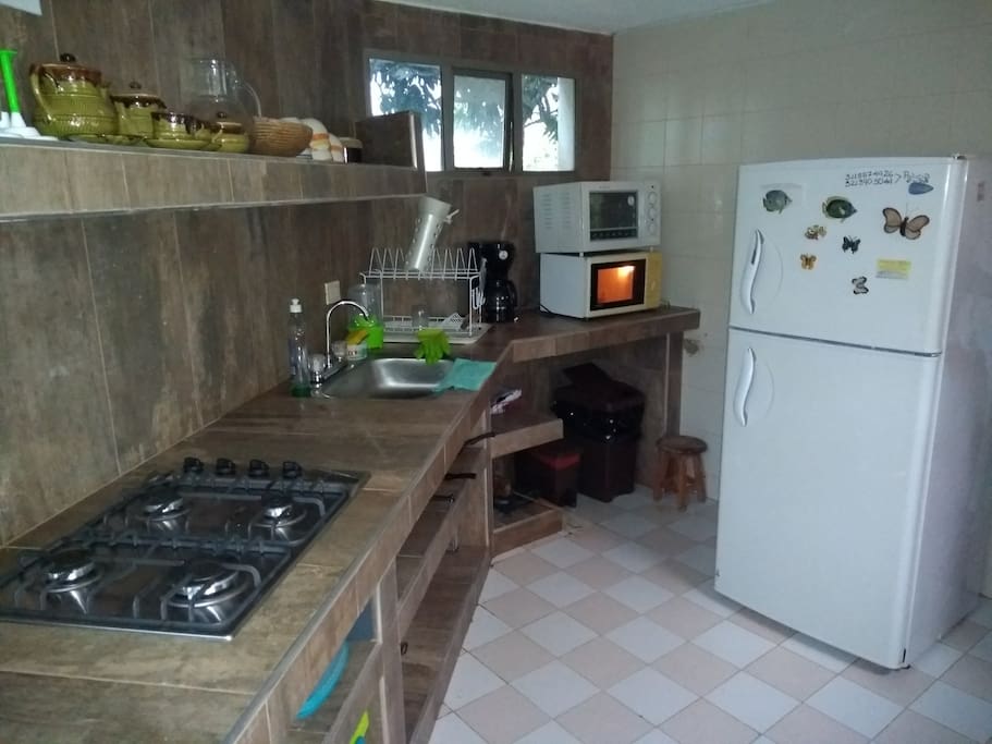Amplia cocina