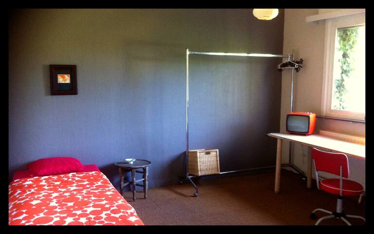 Airbnb Kere Vacation Rentals Places To Stay Vlaanderen