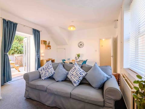 Richmond Cottage Minehead 2 mins to beach and town