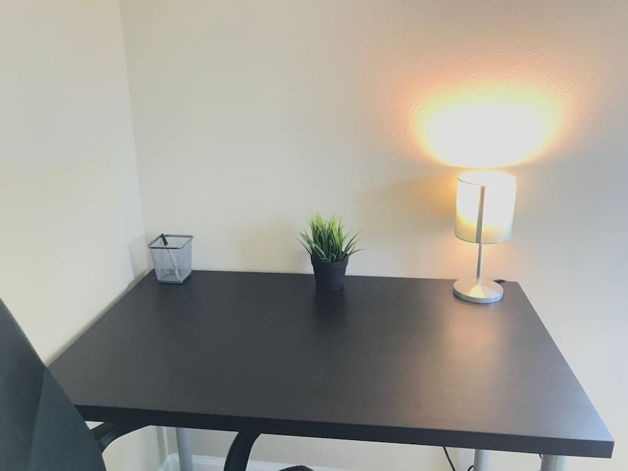 Nice desk to get work done.