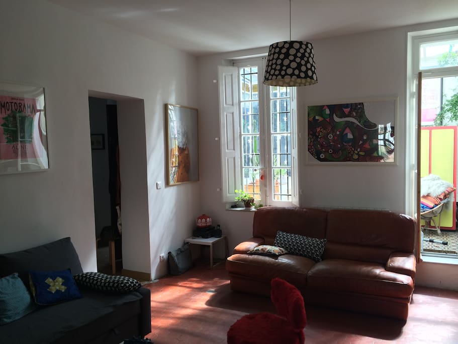 Le salon donnant sur la véranda