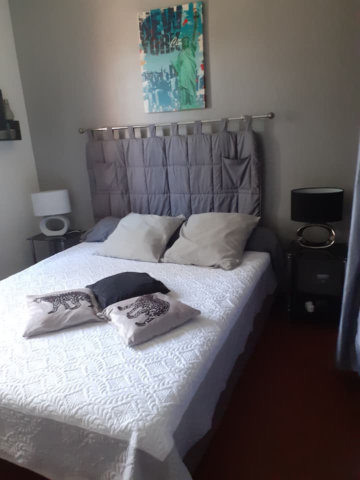 غرفة النوم 2