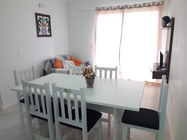 227, Apartamento 2 Dormitórios Econômico - Bombinhas