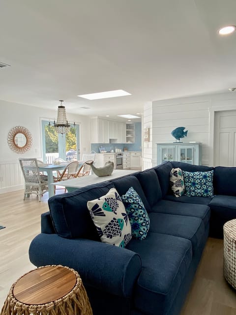 Coastal Cottage on BHI, Minutes to South Beach