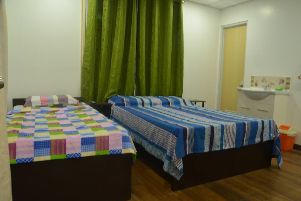1 double bed and 1 single bed