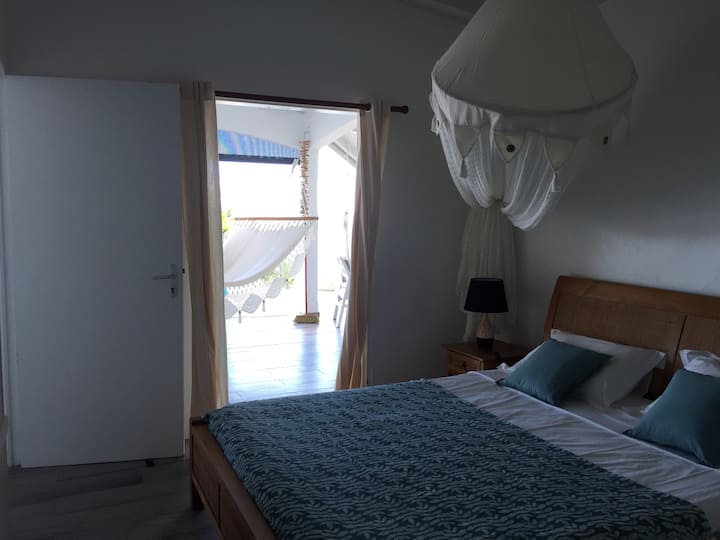 Habitación 1 en la terraza (2019)