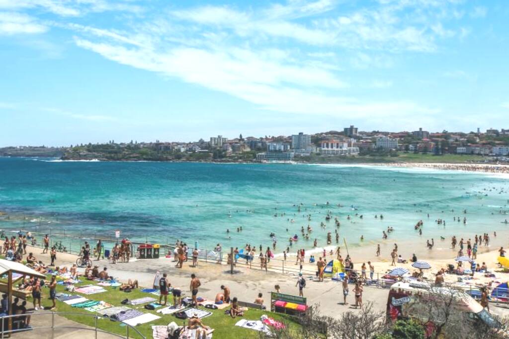 Not indicative of studio view-Photo taken from front of apartment block to indicate proximity to beach.