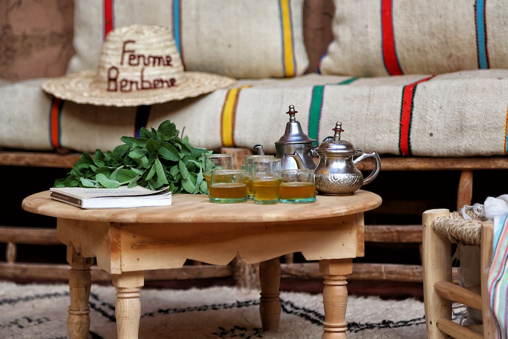 Un thé à la menthe de notre potage