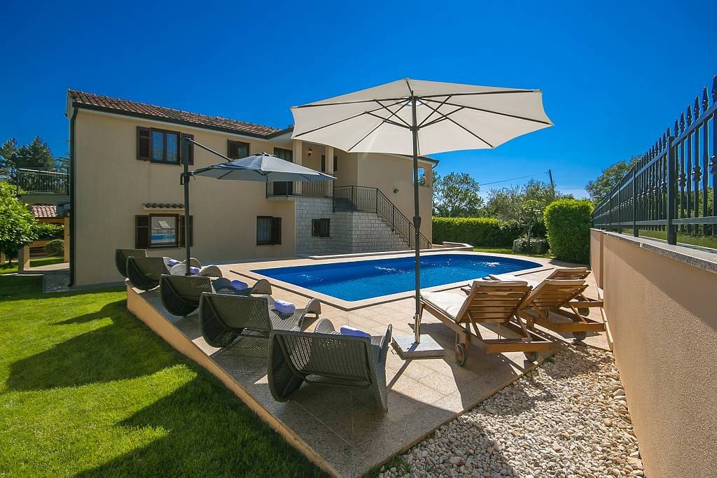 Pool area