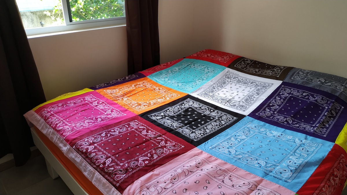 Slaapkamer 2 queensize bedden