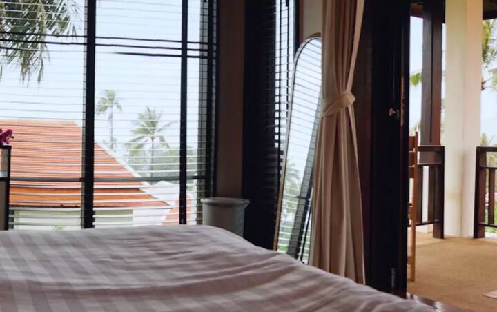 master bedroom with sea view 海景大卧室