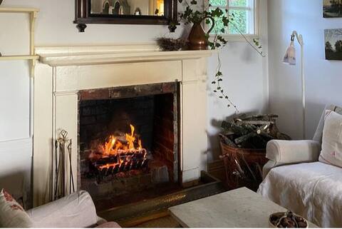 Top performing Airbnb: Odette Daylesford Miners Cottage on Wombat Hill. in Daylesford