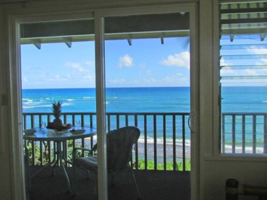 Your view, walking around the room... ocean, ocean, ocean from all the windows