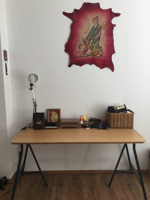 Desk Bedroom 1
