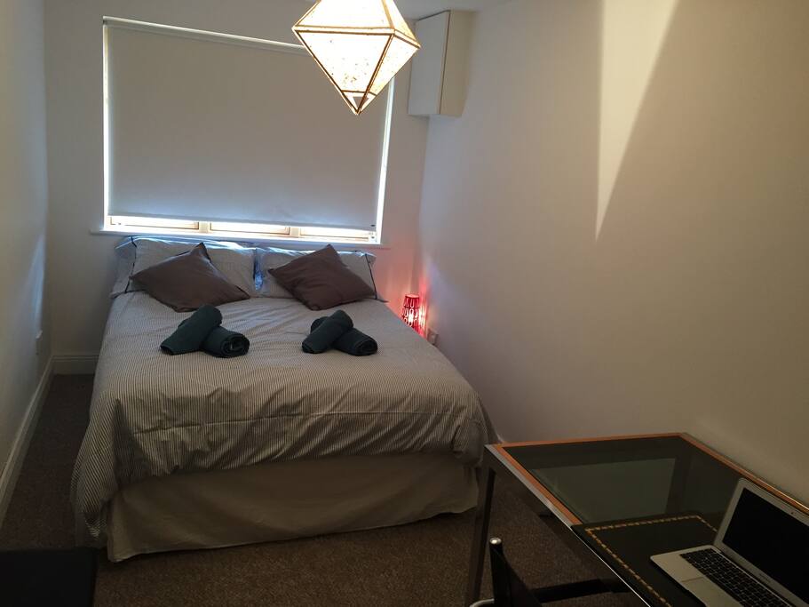 Cosy Bedroom (Night)