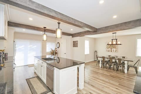 Top performing Airbnb: The Niagara Retreat House; Old Town NOTL -#98 2020 in Niagara