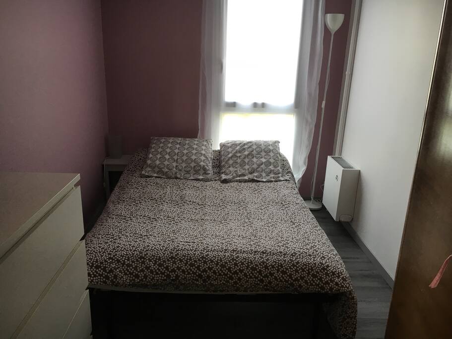 1ère Chambre (chambre d'amis) avec canapé lit