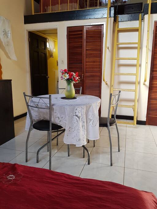 Dinning table