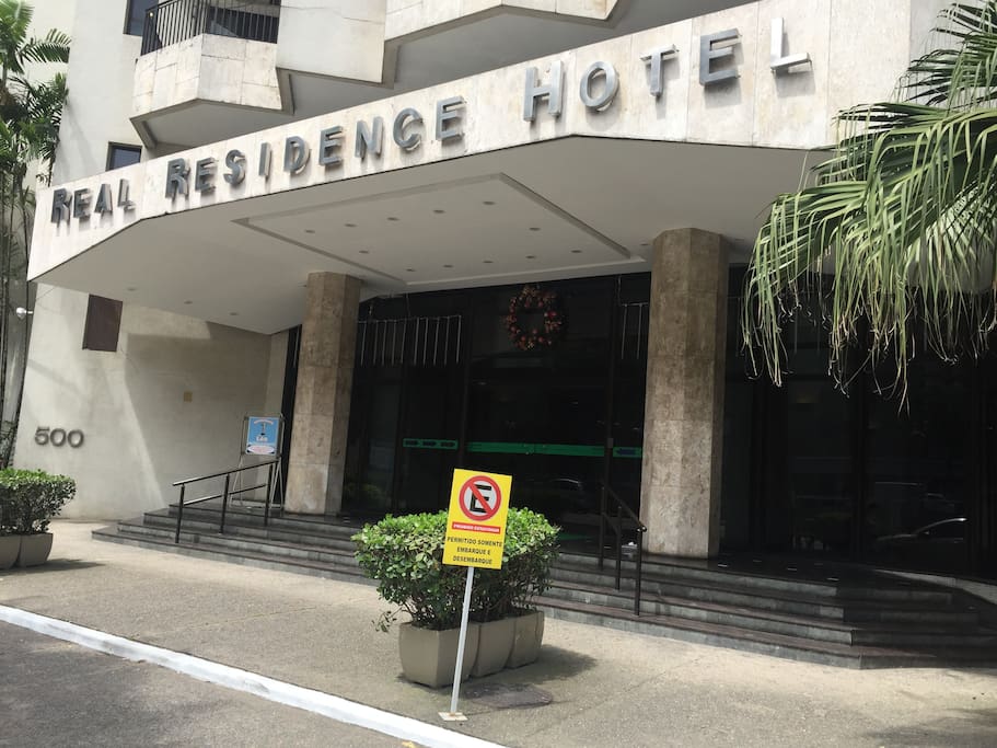 Entrada do Apart Hotel