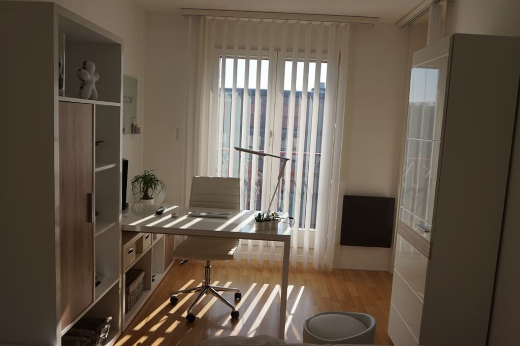 100 % du mobilier est neuf.