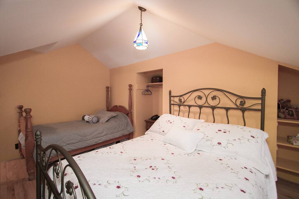 "Therese's place was lovely. So warm, cozy and spotlessly clean! We would definitely stay there again and highly recommend her beautiful home!" - Gwen