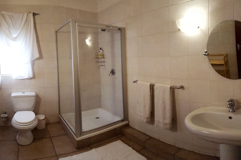 private en-suite bathroom/shower