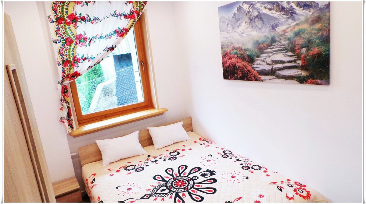 Zakopane Apartment Mountain Heathers Bedroom