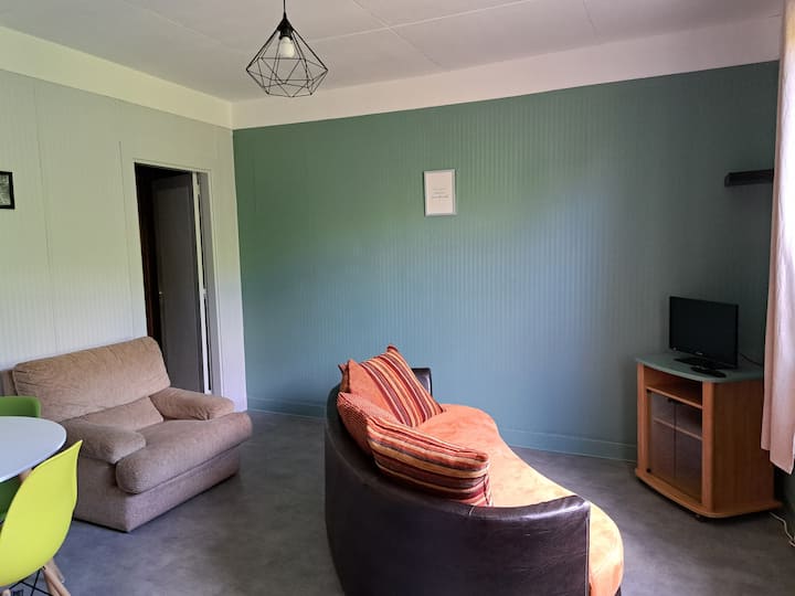 Maison 2 Chambres Avec Jardin - Ardennes