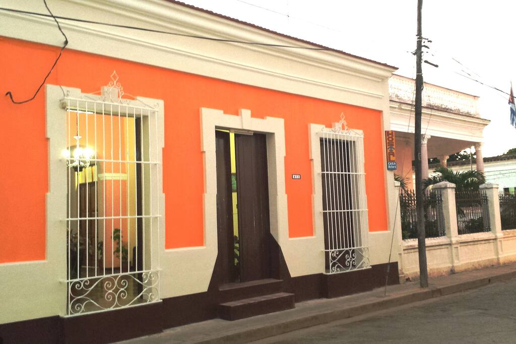 FACHADA HOSTAL CASA RICHARD