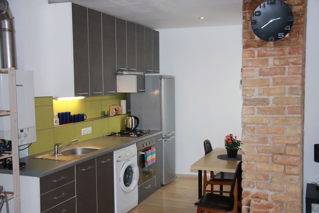 Kitchen/living room