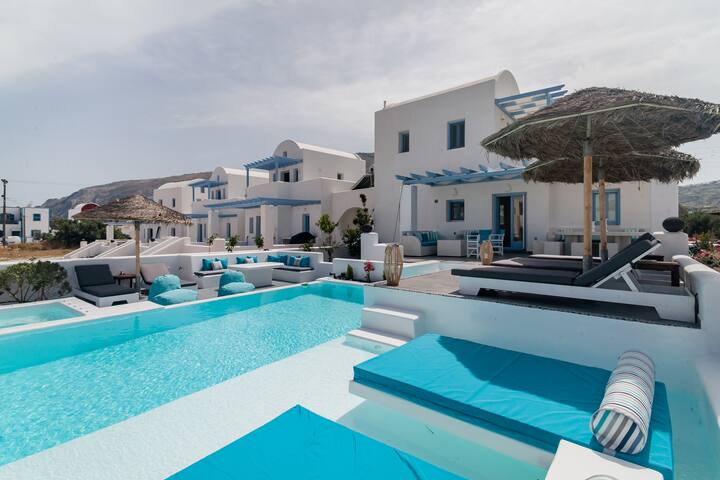 Santoxenia luxury Villa gallery image 2