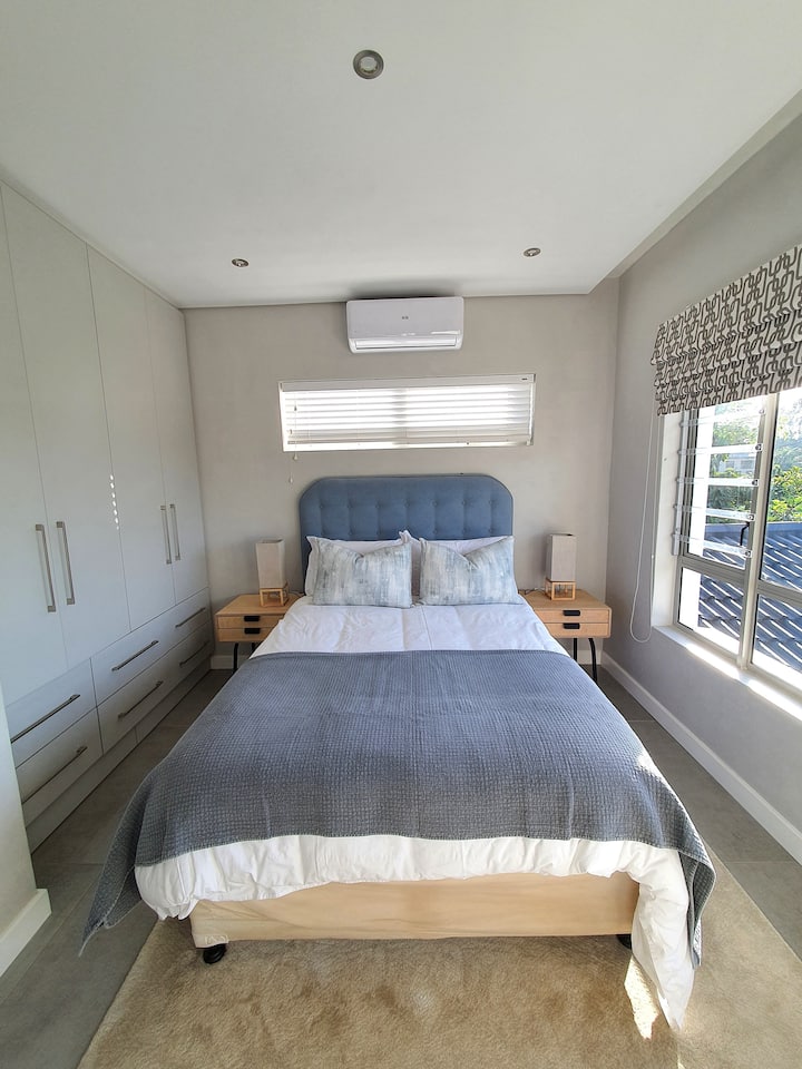 ห้องนอน 2 (Bedroom 2)