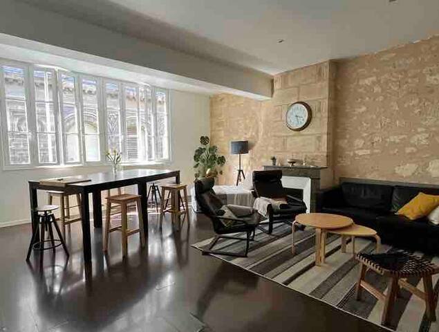 Appartement 94m2. Place Gambetta