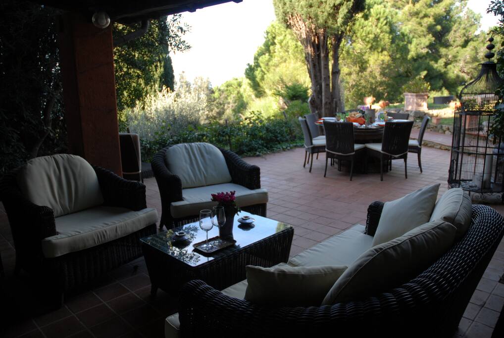 Relax Area.