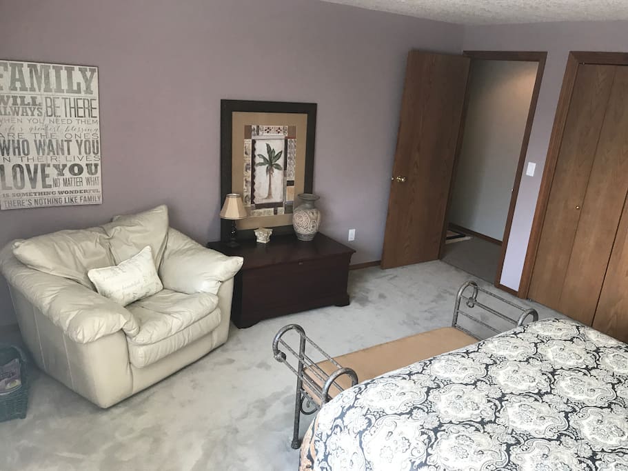 Queen Room