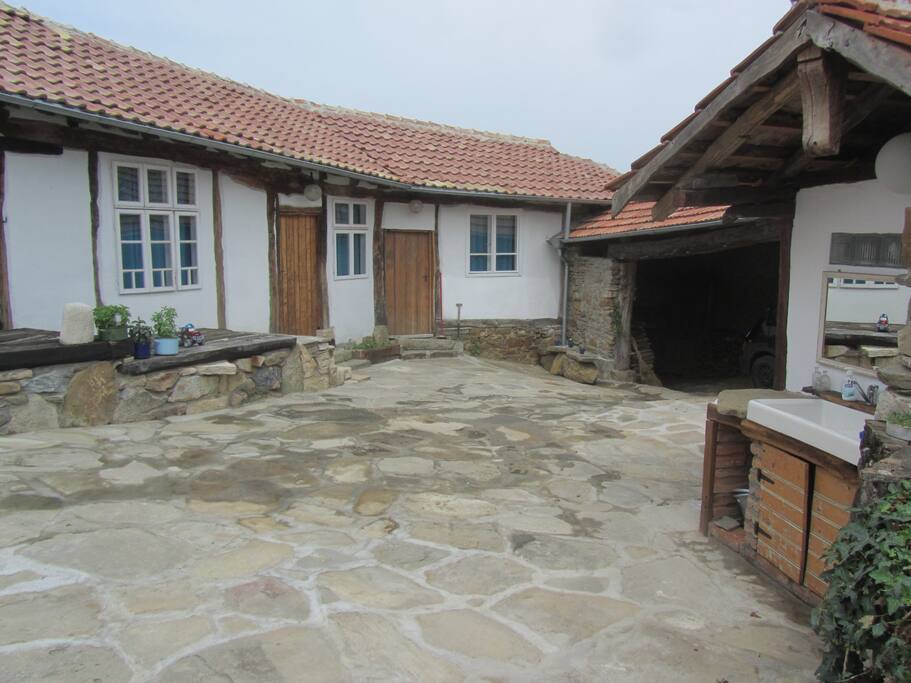 Guest court yard