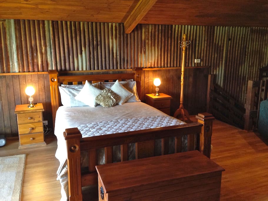 queen bed