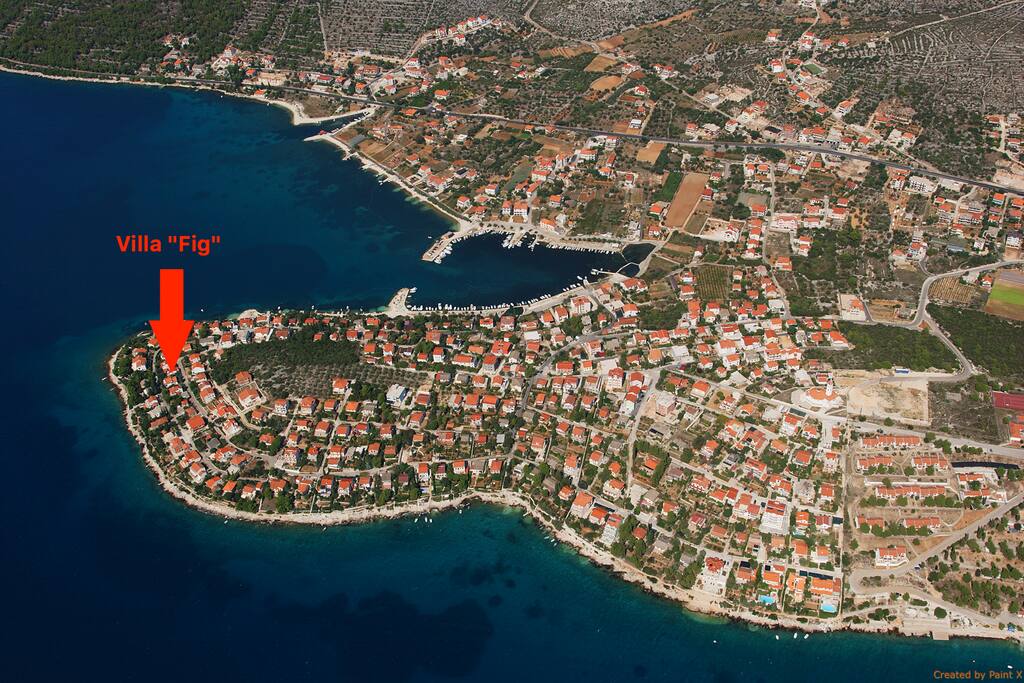 ideal location quiet oasis near Trogir old town, Split