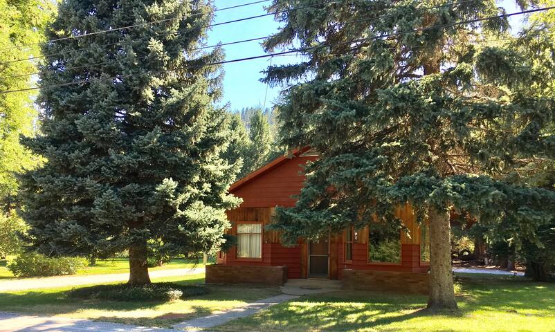 Across the River and Through the Woods Leavenworth