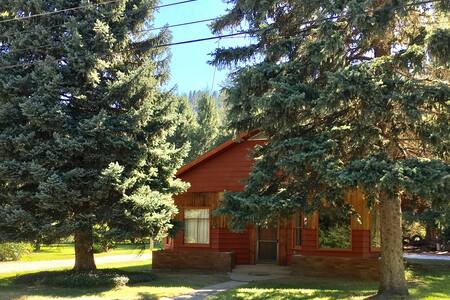 Across the River and Through the Woods Leavenworth