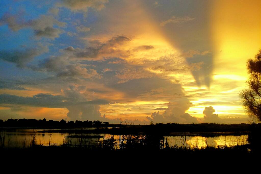 Welcome HOME! Enjoy Nature's fireworks at Sunset...& Magic Kingdom fireworks at dark.