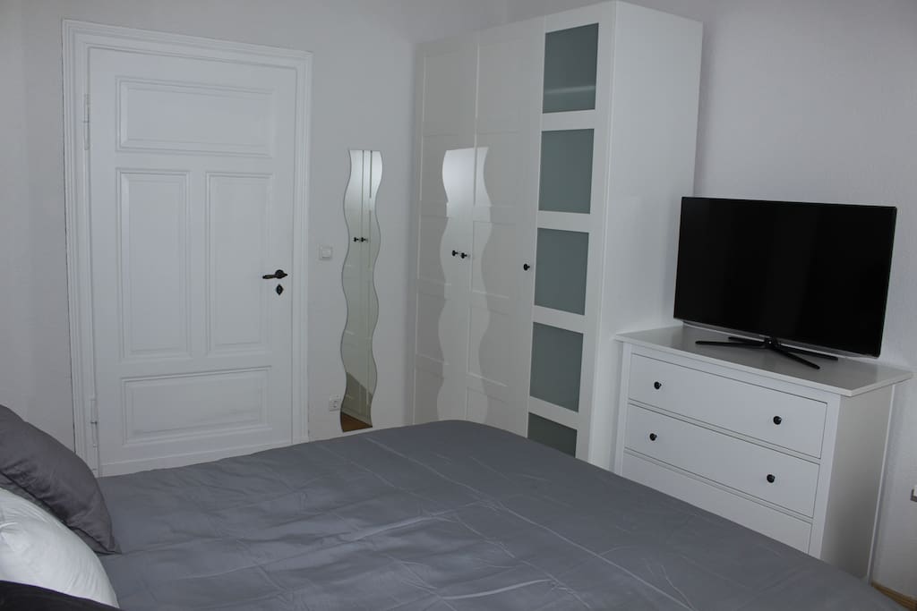Schlafzimmer/ bedroom
